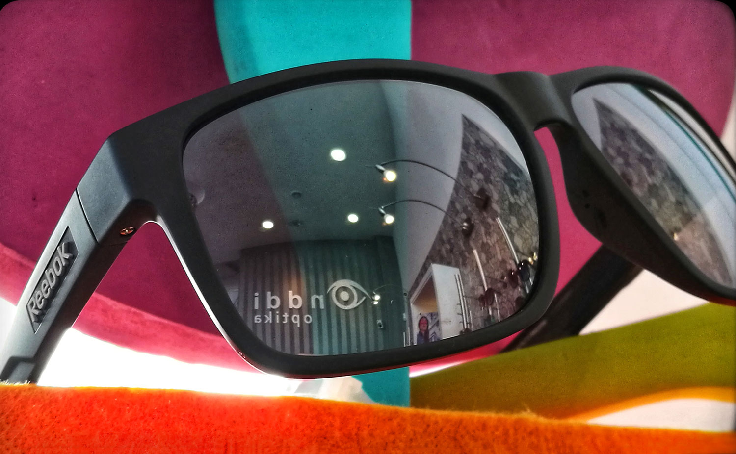gafas reebok negro