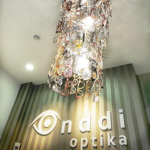 Onddi Optika | lmpara de monturas de gafas